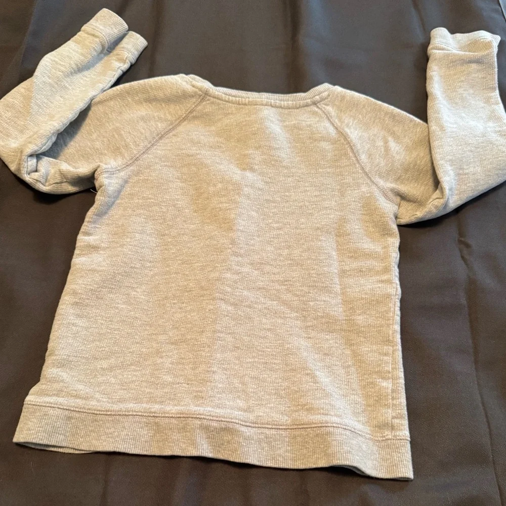 OshKosh B'gosh Light Gray Embellished Shoulder Sweatshirt Size 7